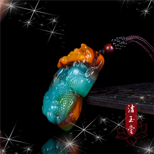 快手上卖的2-3百的冰种手镯是真的吗